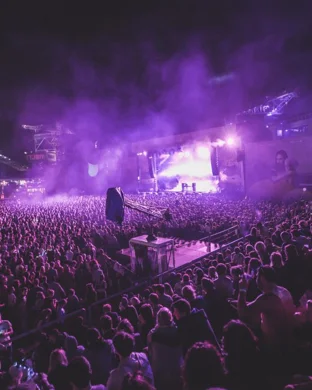 Live concert by Channel 95.5's Jingle Ball: Alex Warren, OneRepublic & Ludacris